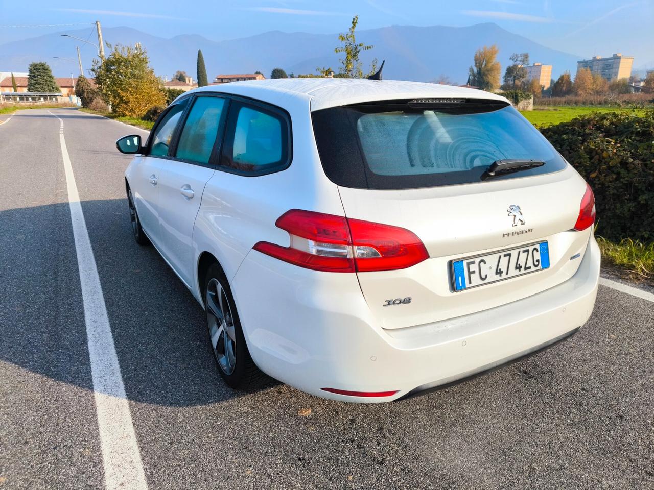 PEUGEOT 308 STATION WAGON 1,6 BLUEHDI-2016- EURO 6B