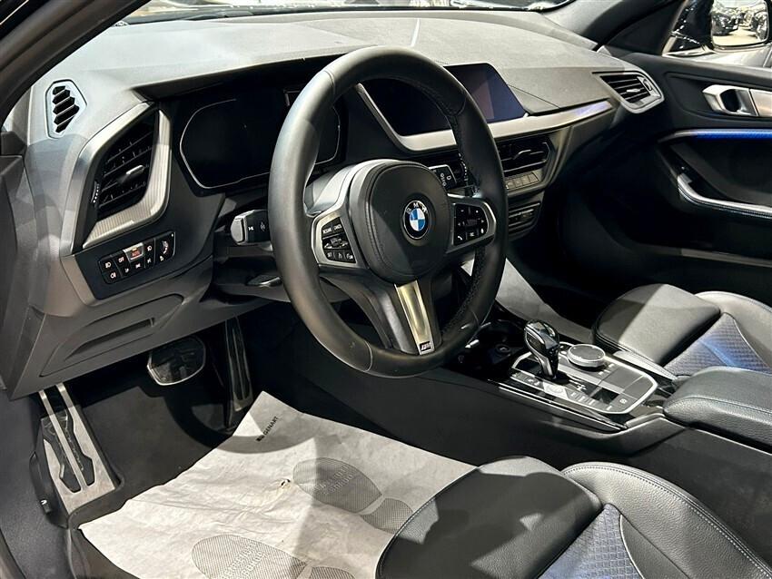 Bmw 116 116d 5p. Msport