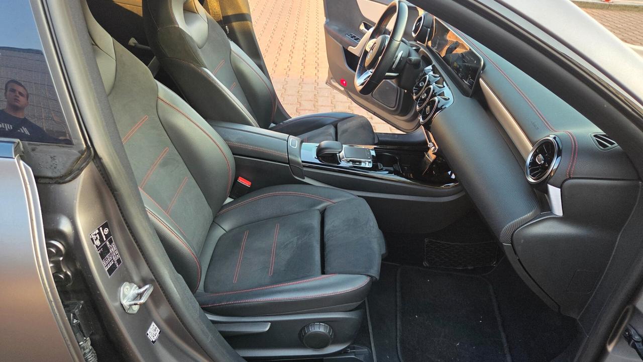 Mercedes-benz CLA 200 d S.W. Automatic Premium