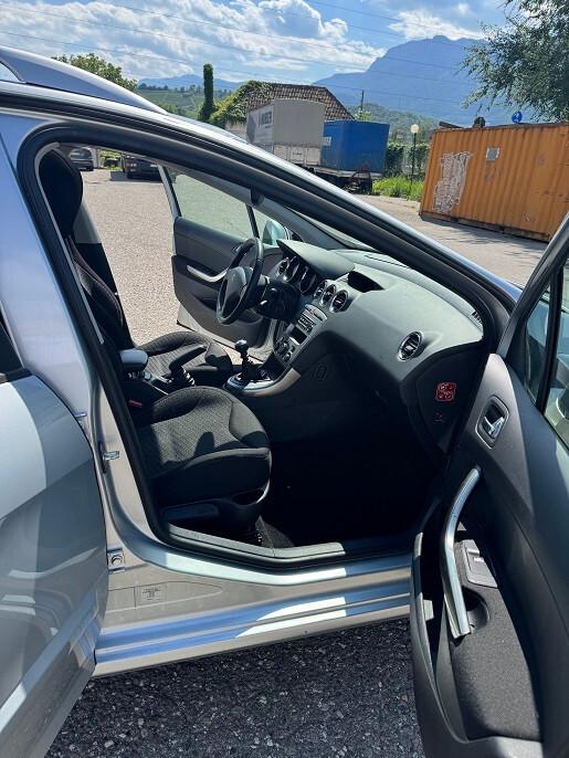 Peugeot 308 1.6 HDi 110CV SW Ciel Sportium