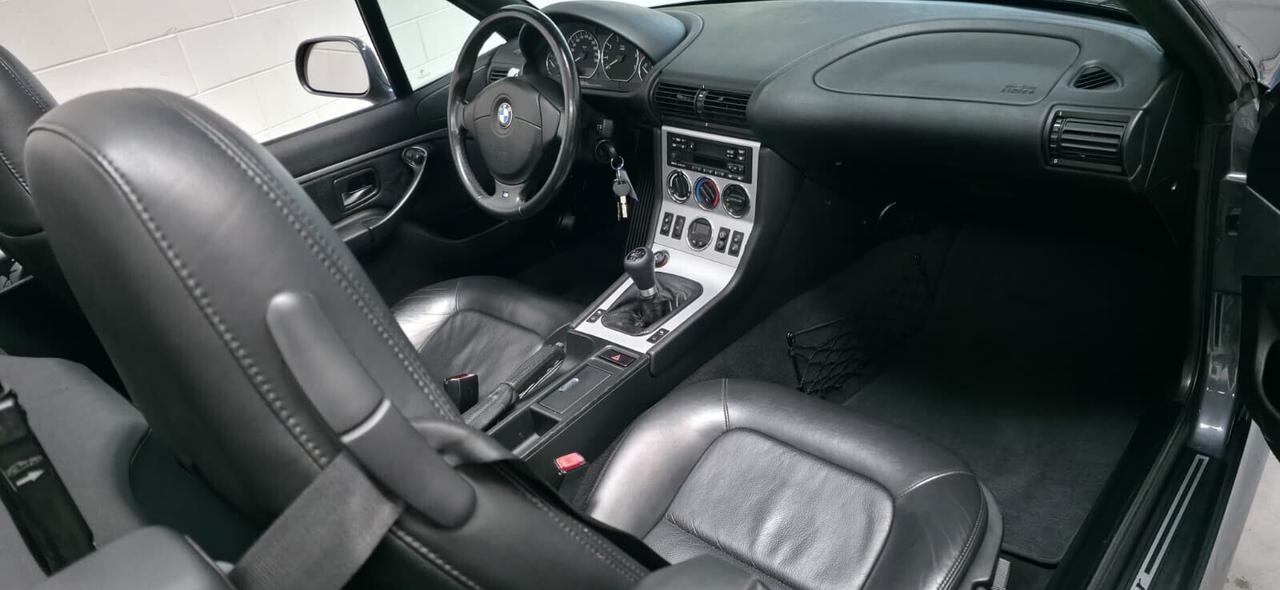 Bmw Z3 1.9 Stahl-Grau