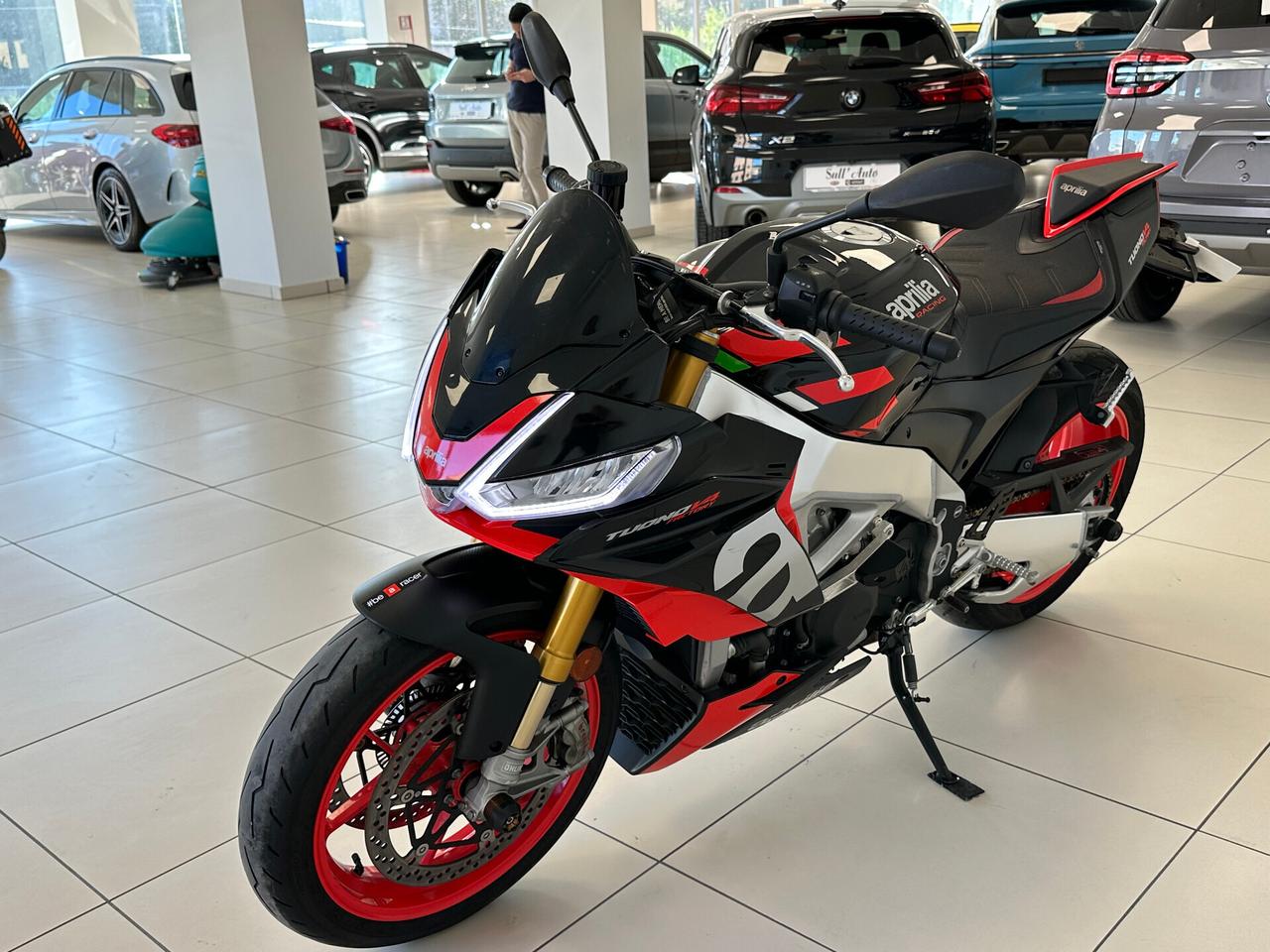Aprilia Tuono V4 1100 FACTORY - 2022