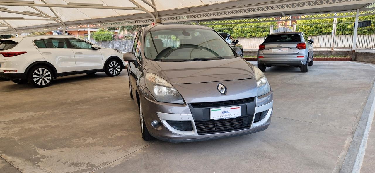 Renault Scenic X-Mod 1.5 dCi 110cv Luxe