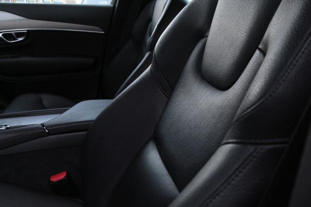VOLVO XC90 B5 (d) AWD Pezzo Netto 7 posti Business Plus