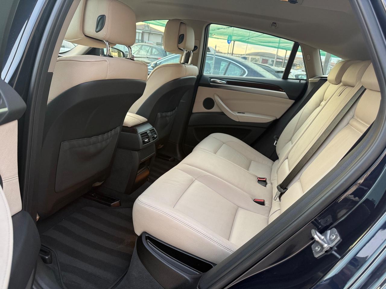 Bmw X6 xDrive35i Futura auto 8m Uniprop Top