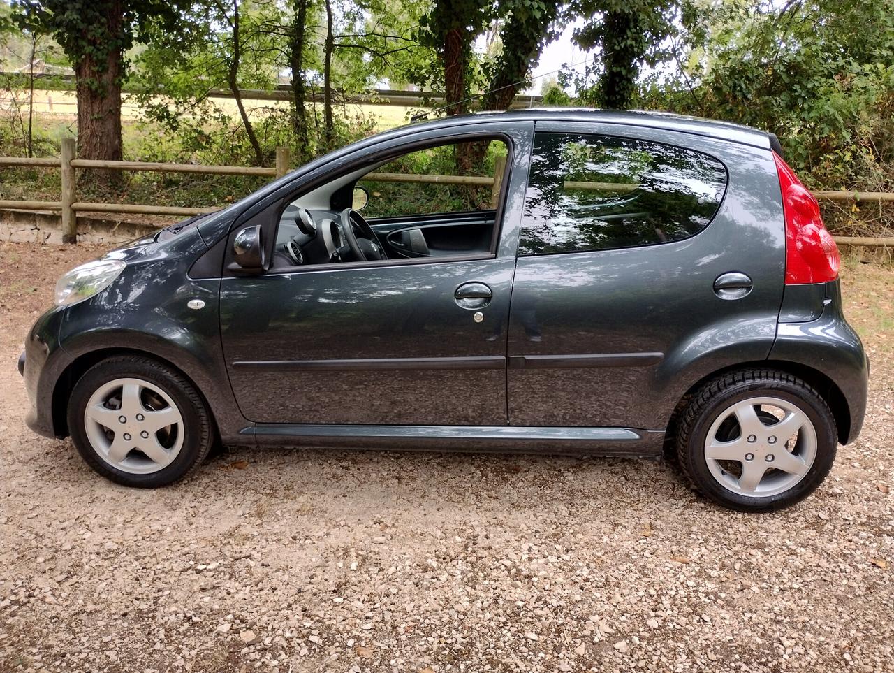 Peugeot 107 1.0 68CV 5p. Urban Move