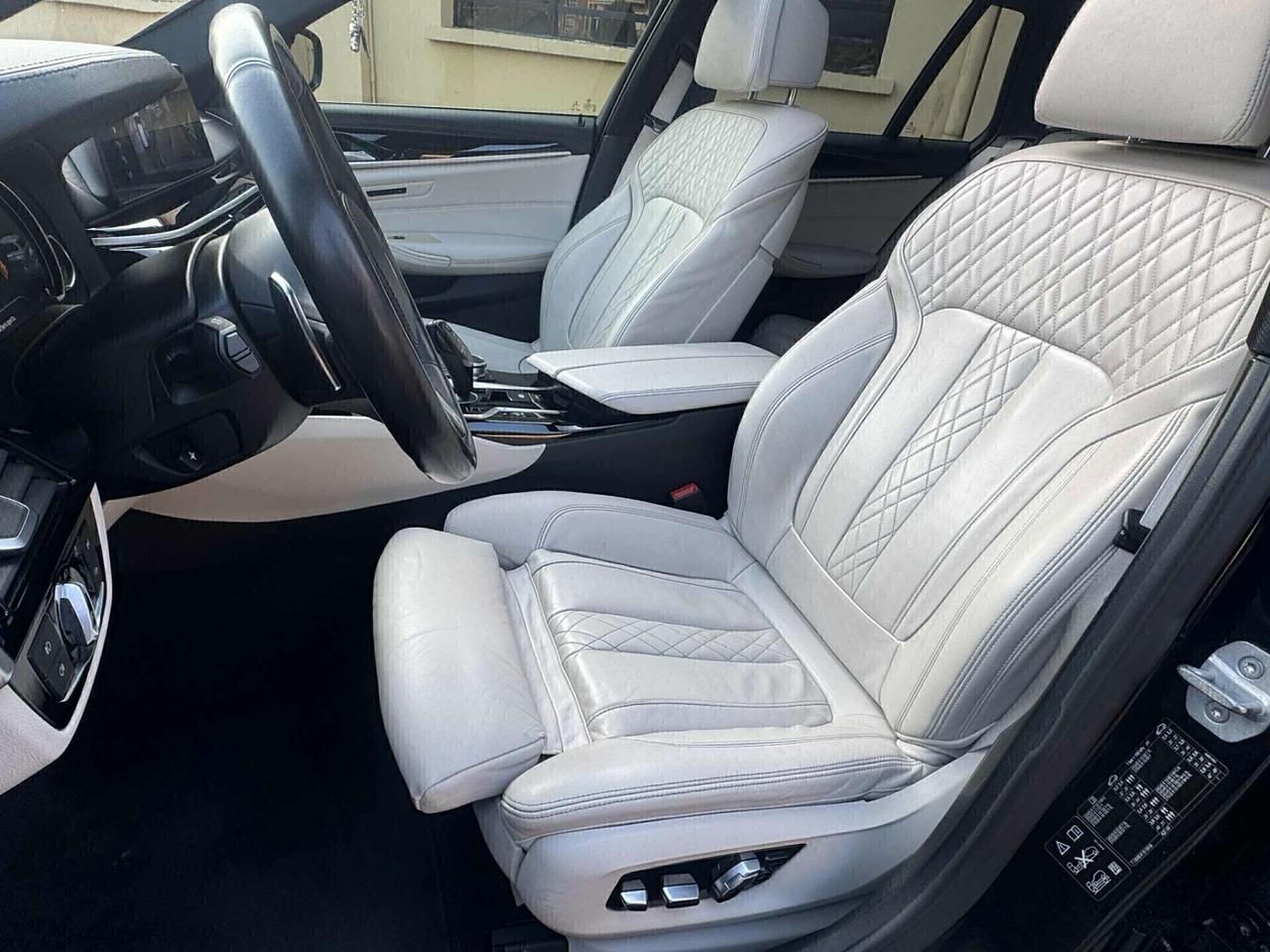 BMW 530 XDRIVE 2018 3.0 DIESEL ACCESSORIATA