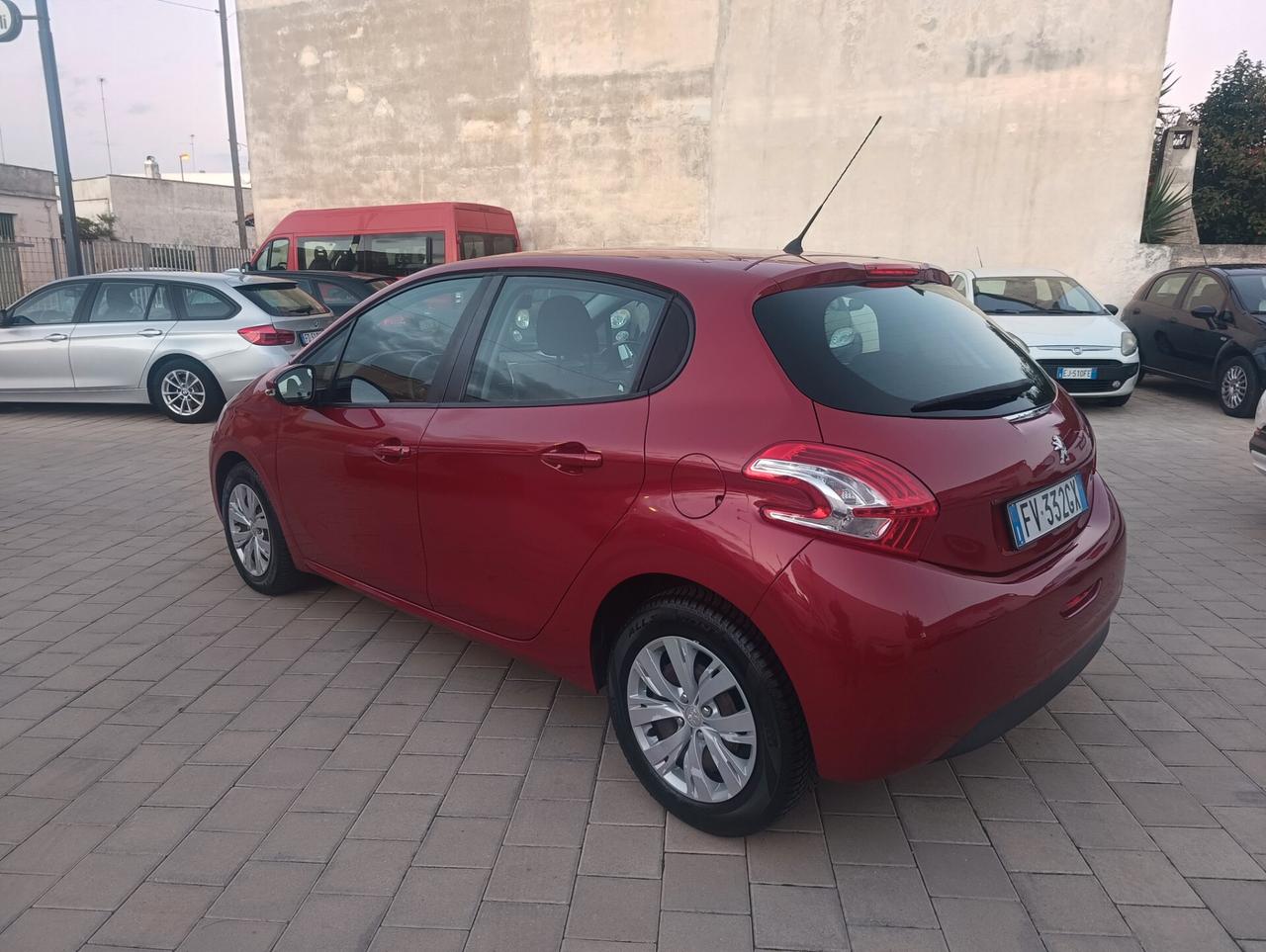 Peugeot 208 1.4 HDi - anno 2013