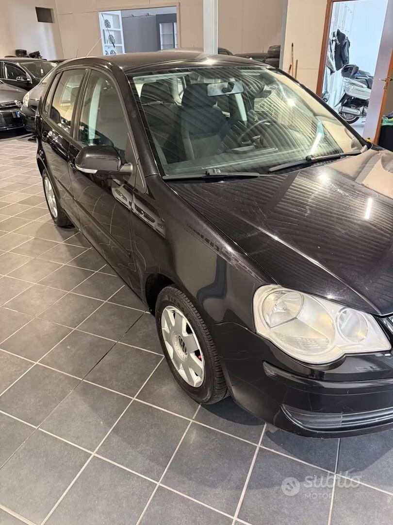 Volkswagen Polo 1.4 TURBO DISEL - NEOPATENTATI
