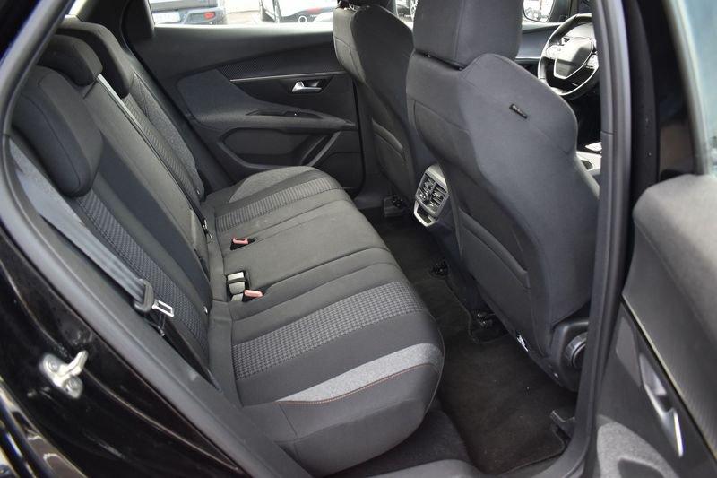 Peugeot 3008 3008 BlueHDi 130 S&S EAT8 Active Pack