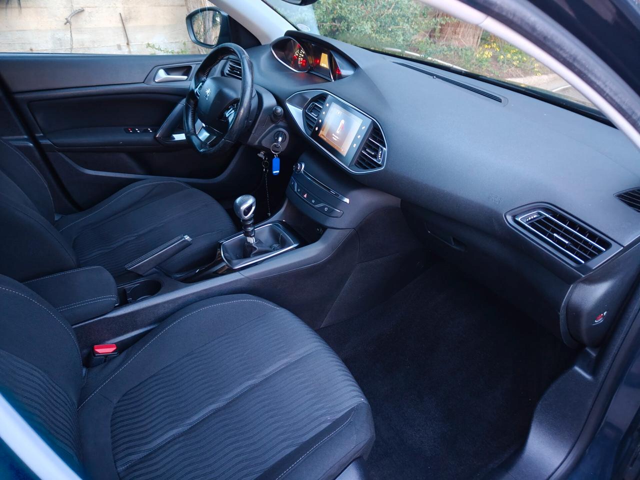 Peugeot 308 1.6BlueHDi SW Business