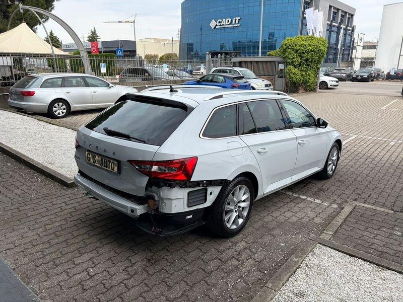 Škoda Superb Wagon 2.0 tdi evo Style 150cv dsg DANNEGGIATA