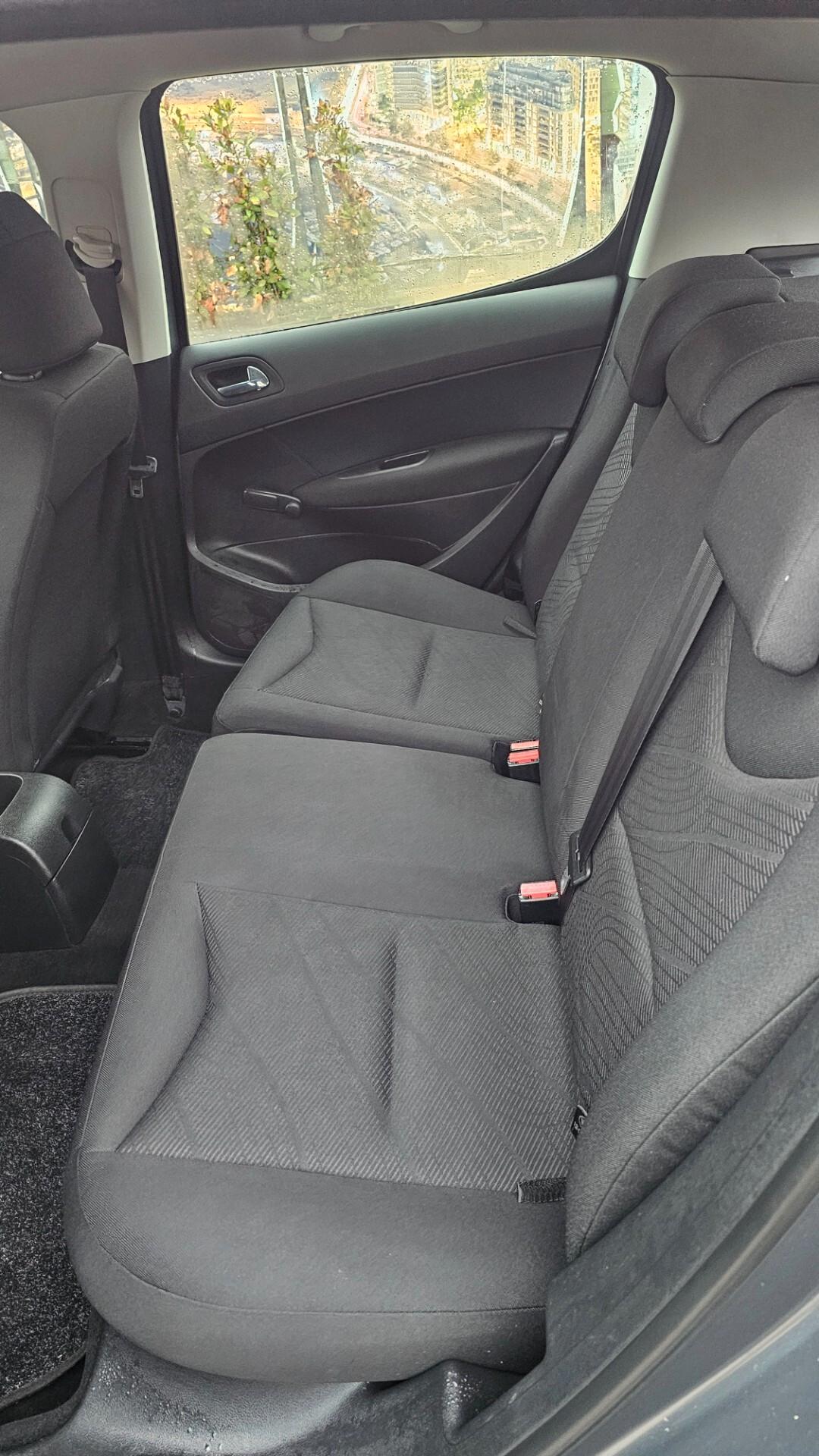 Peugeot 308 1.6 HDi 90CV 5p. Tecno