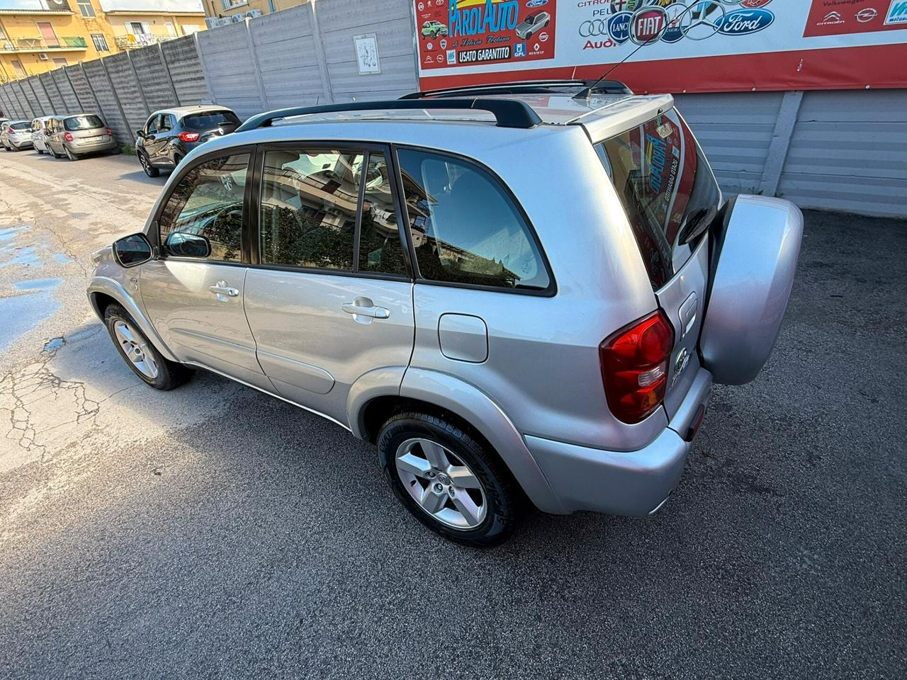 Toyota RAV 4 2.0 D-4D cat 116cv Sol - 2005