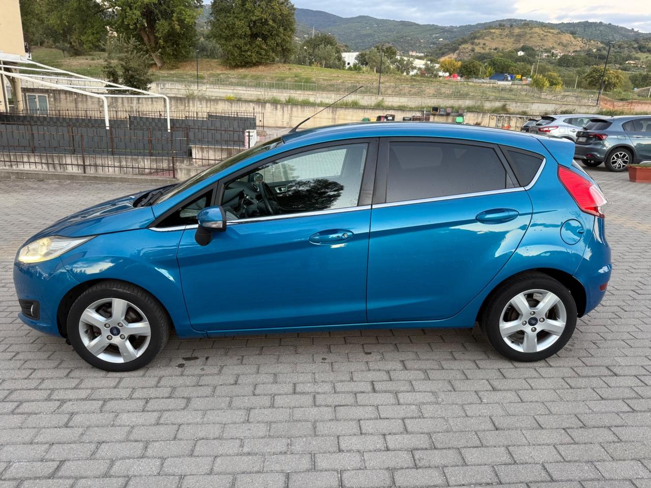 Ford Fiesta 1.5 TDCi 75CV 5 porte Titanium garanzia