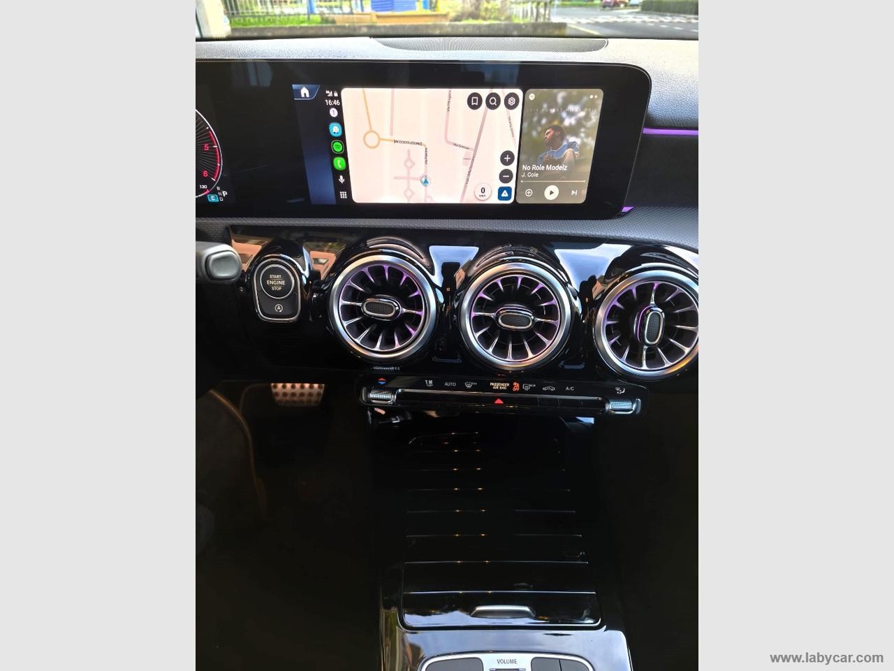 MERCEDES-BENZ A 180 d Aut. Premium Plus AMG Line P.CONSEGNA