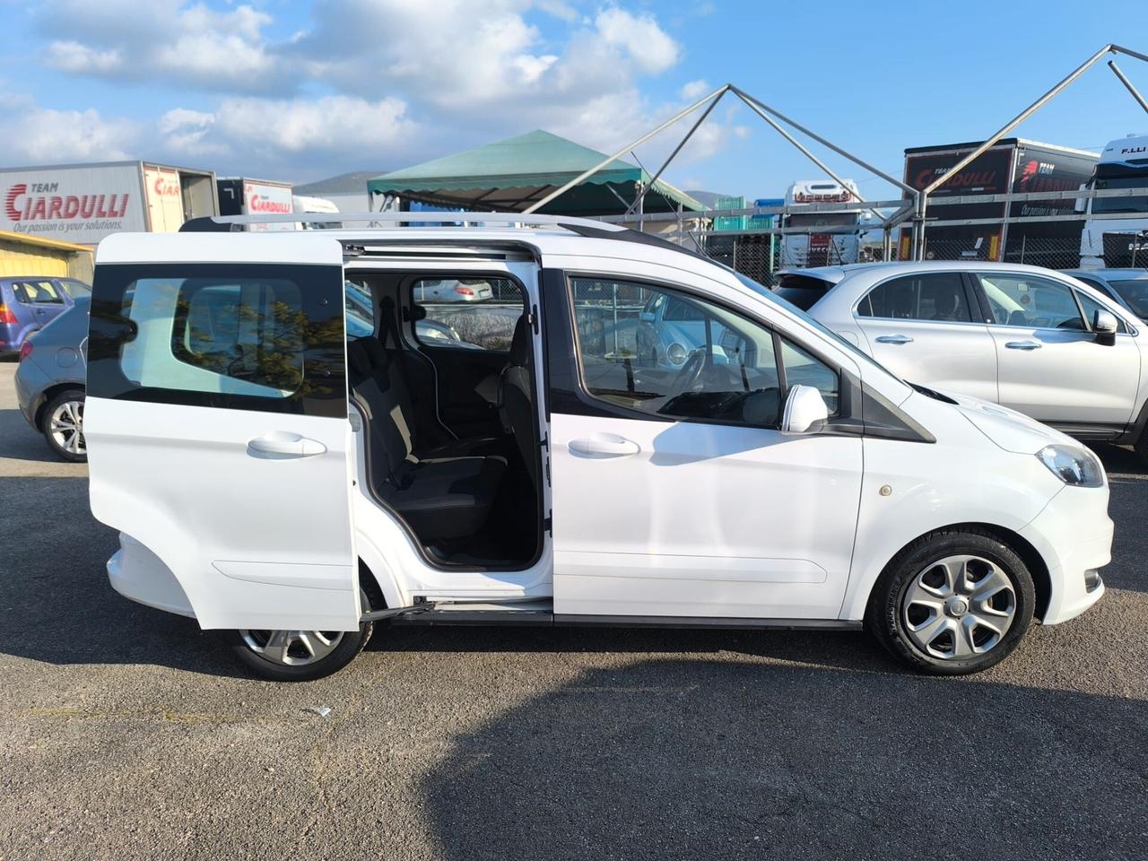 Ford Tourneo Courier Tourneo Courier 1.5 TDCI 75 CV Plus