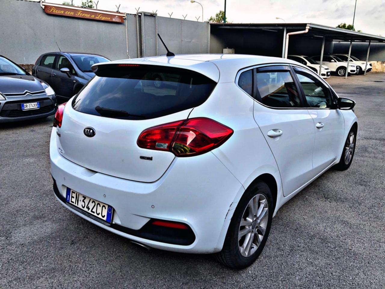 Kia Ceed cee'd 1.6 CRDi 110 CV 2013