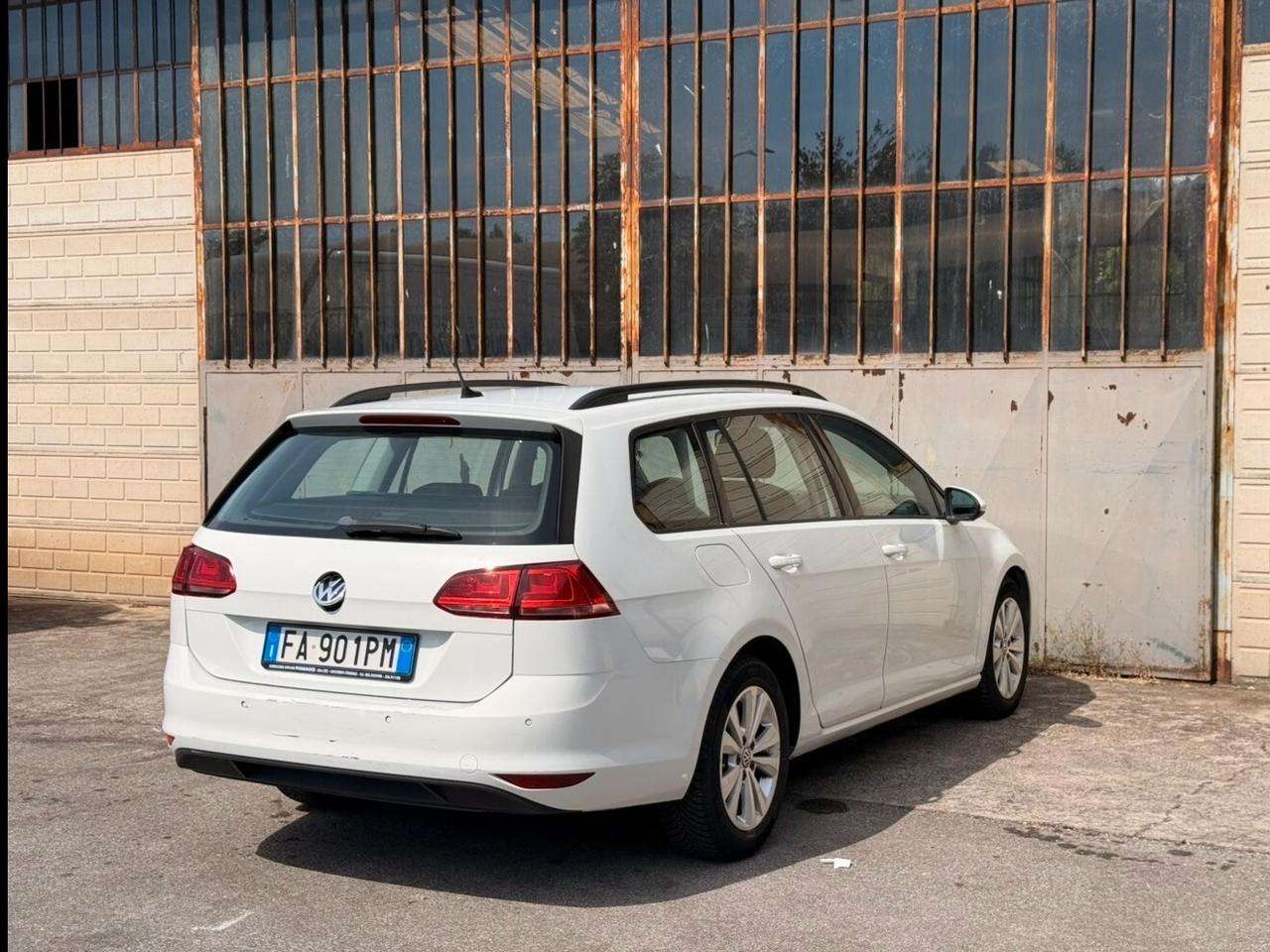 Volkswagen Golf Variant 1.4 TGI Executive BlueMotion