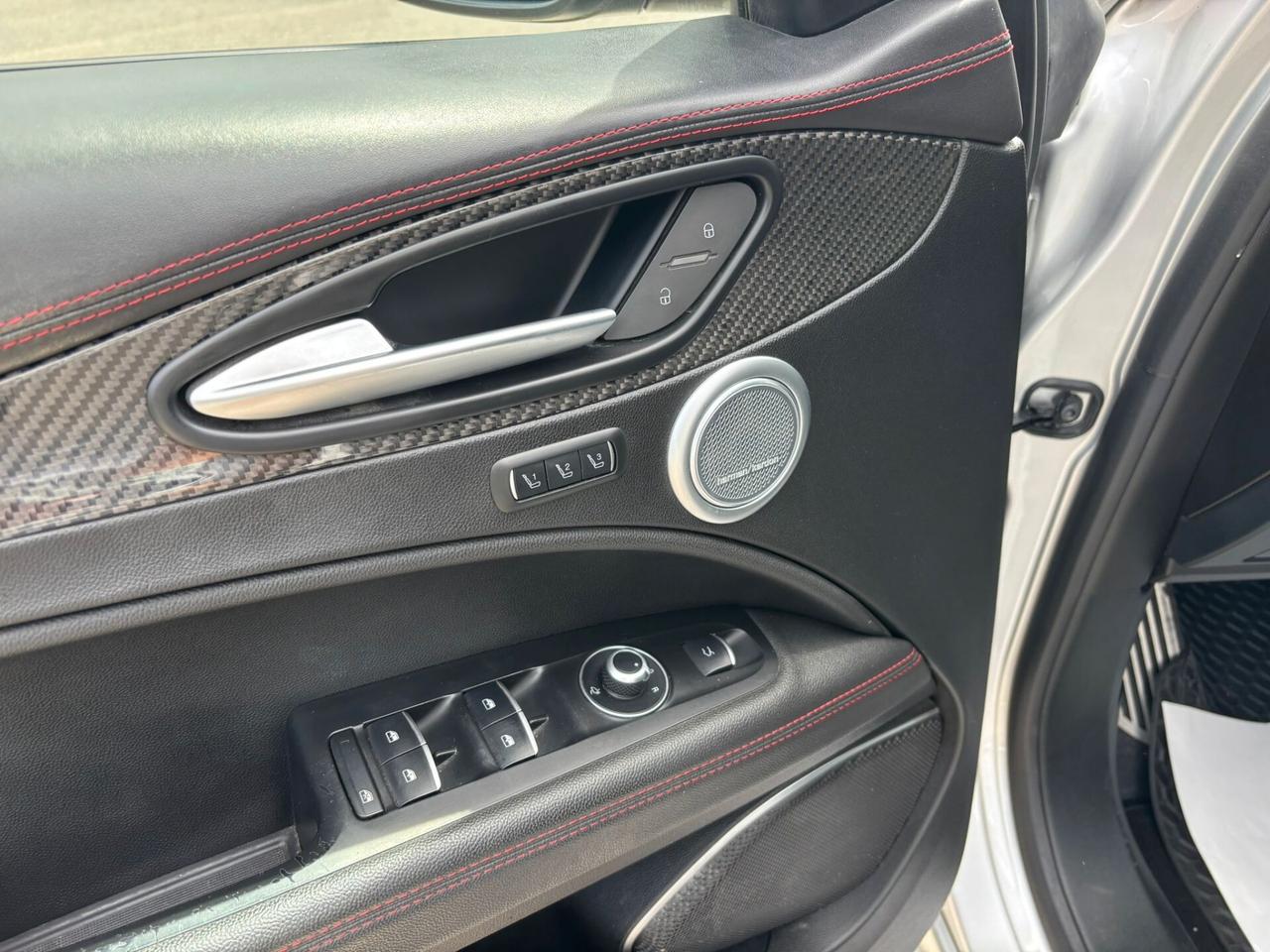 Alfa Romeo Stelvio 2.2 Turbodiesel 210 CV AT8 Q4 Veloce Tì