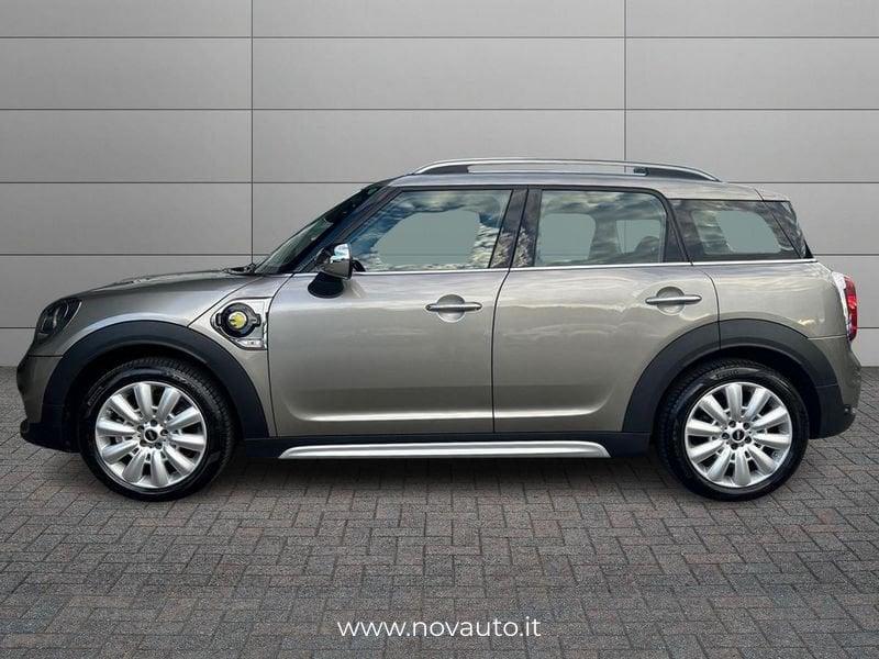 MINI Countryman Cooper S E ALL4 automatica