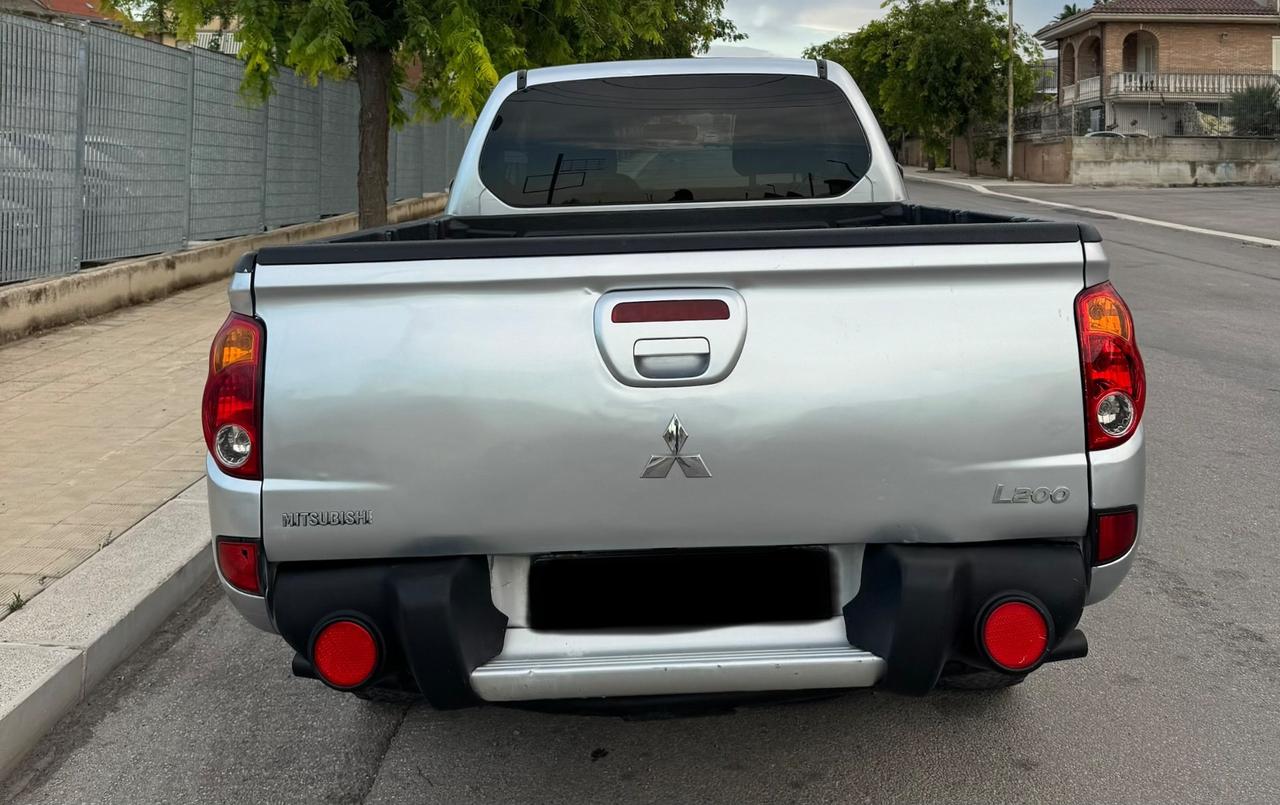 Mitsubishi L200 2.5 DI-D/136CV Double Cab Intense