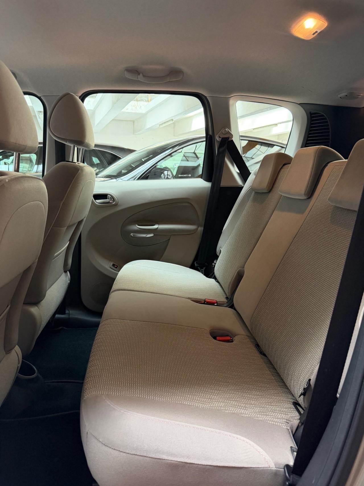Citroen C3 Picasso 1.6 FULL OPTIONAL