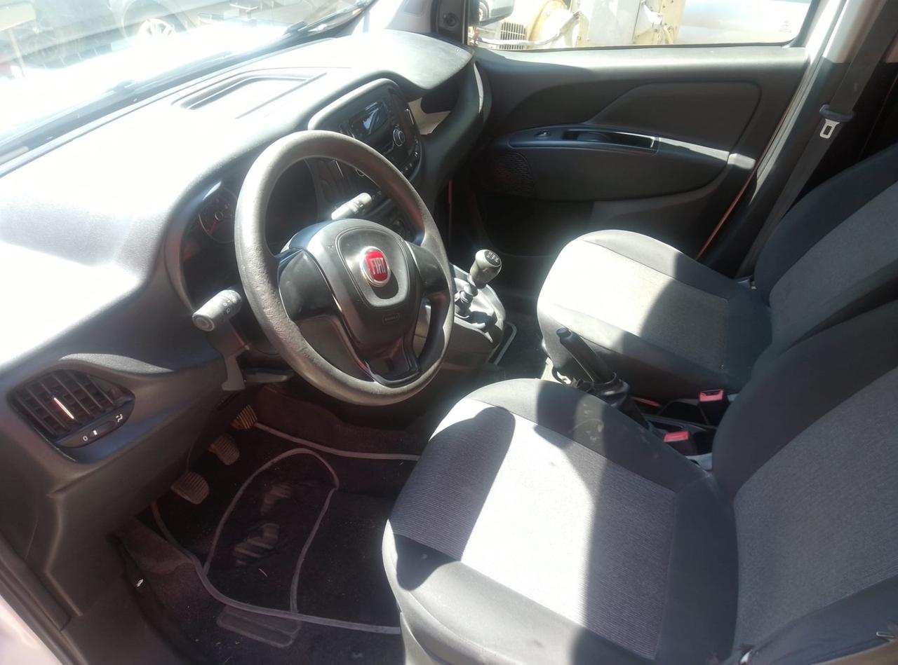 Doblo 1.6 multijet autocarro 5 posti