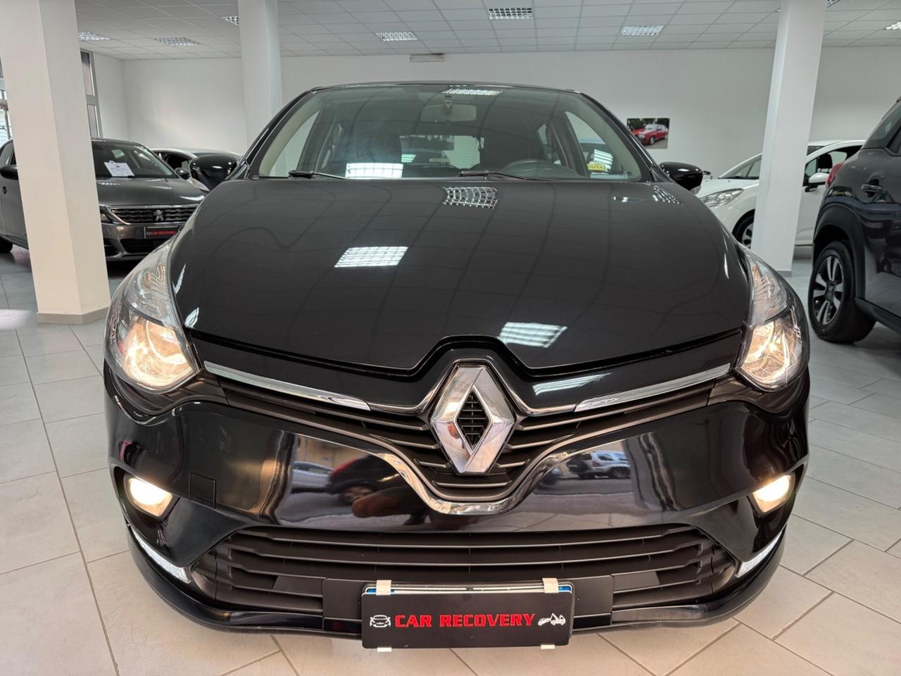 Renault Clio dCi 8V 75 CV 5 porte Moschino Intens