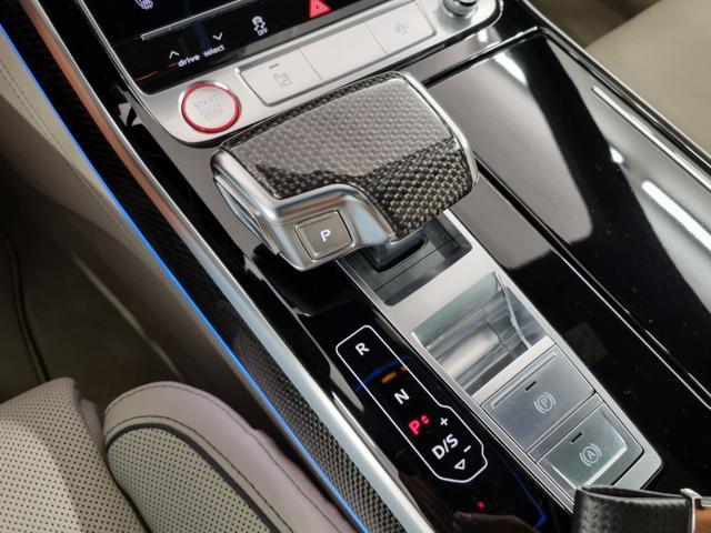 AUDI S8 TFSI quattro tiptronic sport attitude