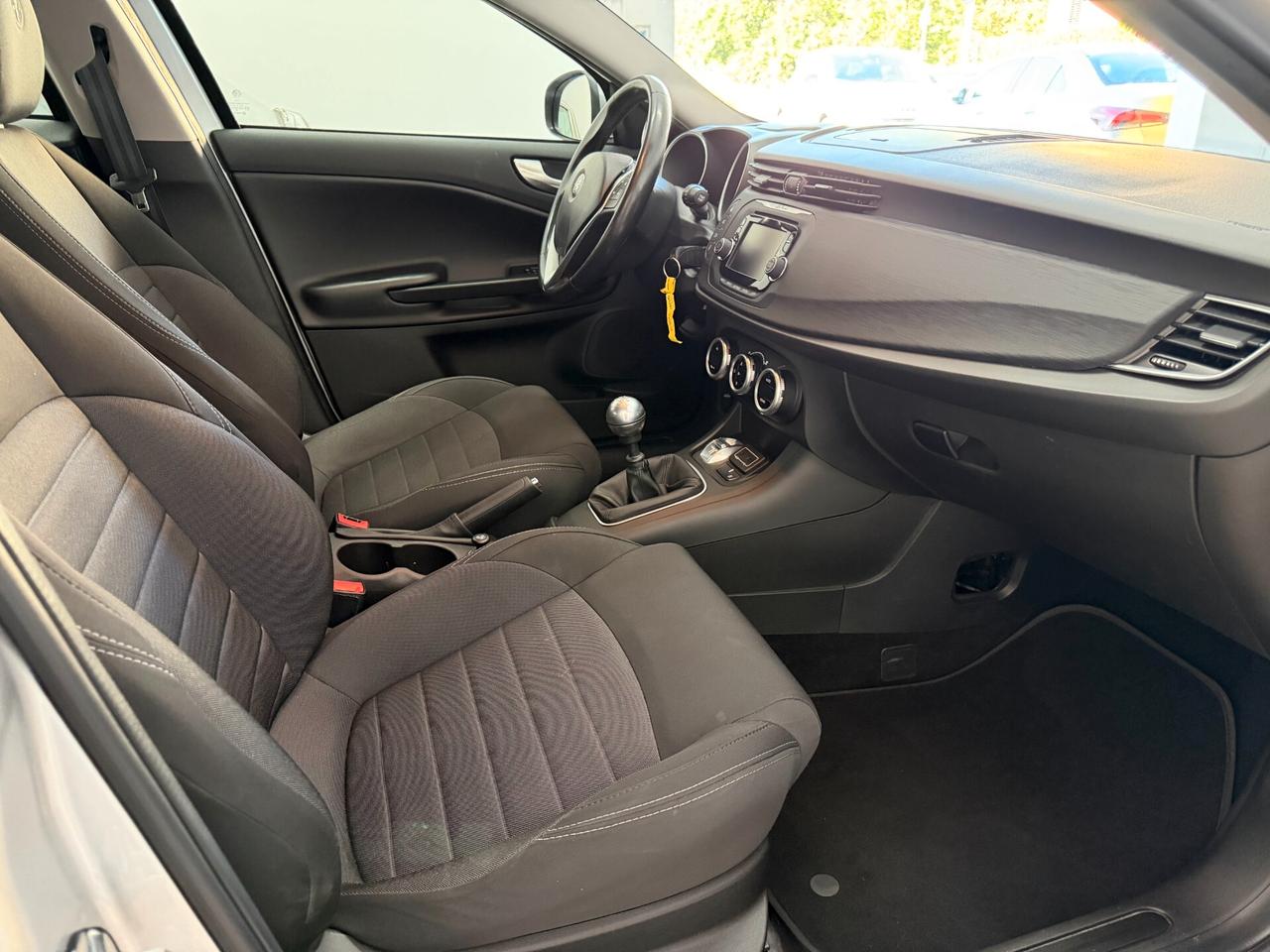 Alfa Romeo Giulietta 1.6 JTDm 120 CV Business OK NEOPATENTATI