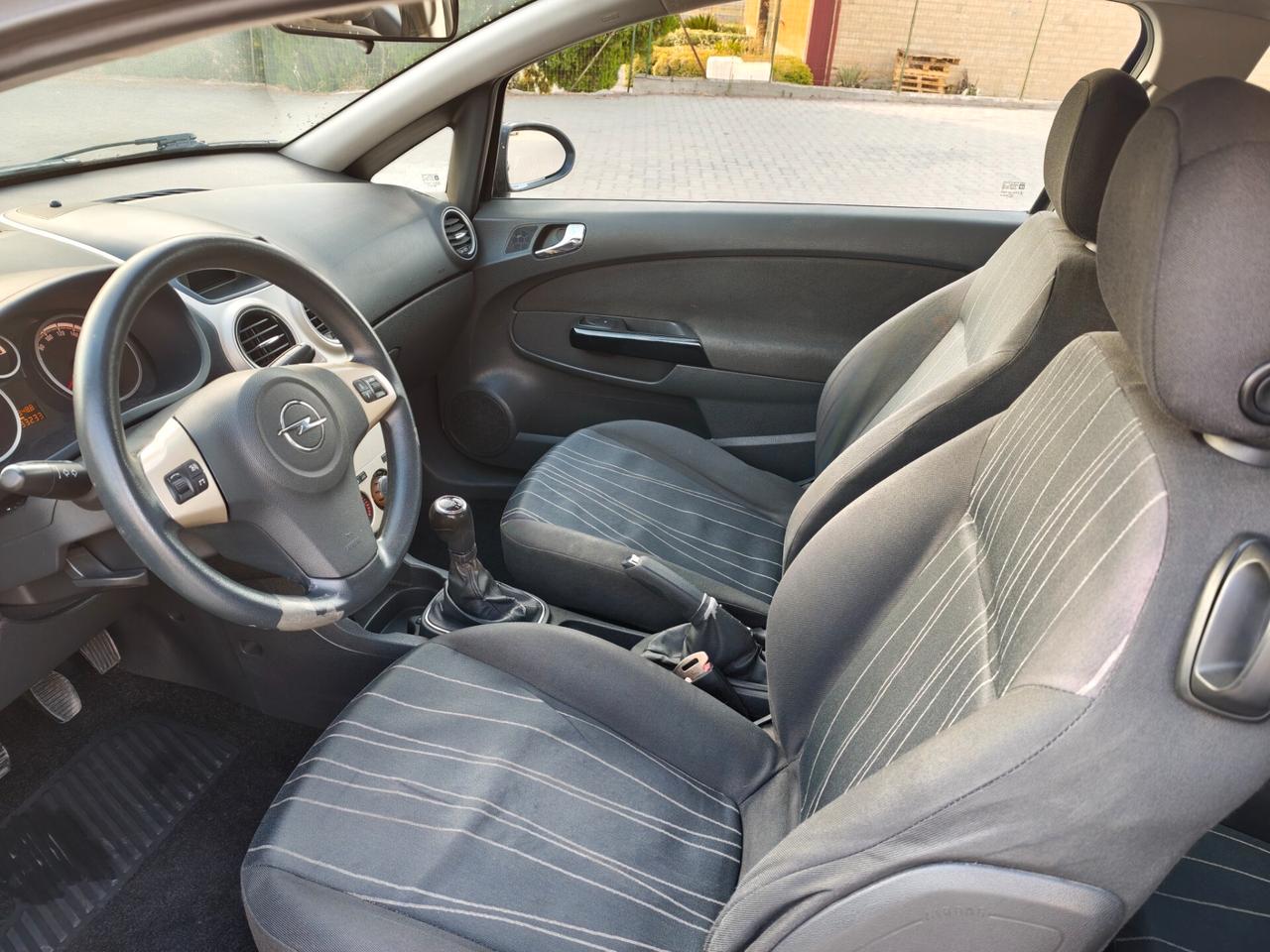Opel Corsa 1.3 CDTI 90CV 3 porte Sport