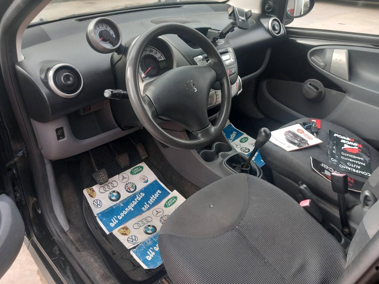 Peugeot 107 1.0 68CV 5p. Desir km 152000