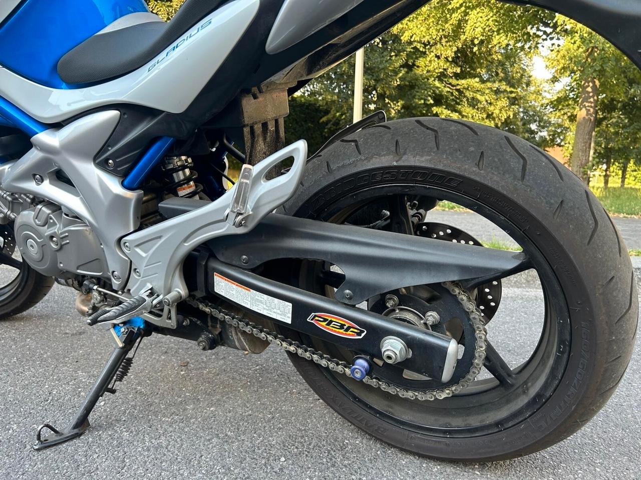Suzuki Gladius 650 Originale