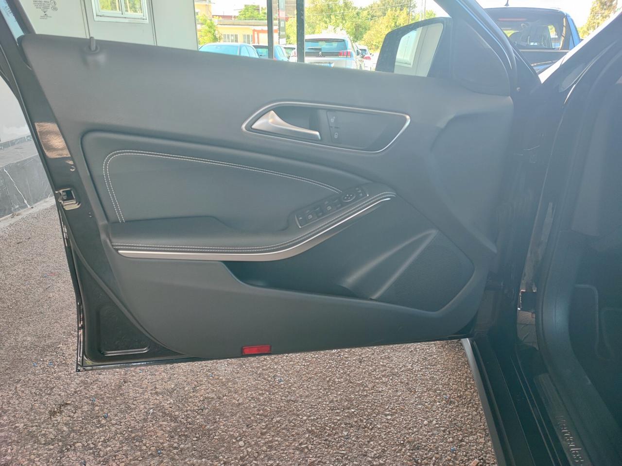 Mercedes-benz GLA 220 d Automatic 4Matic Premium