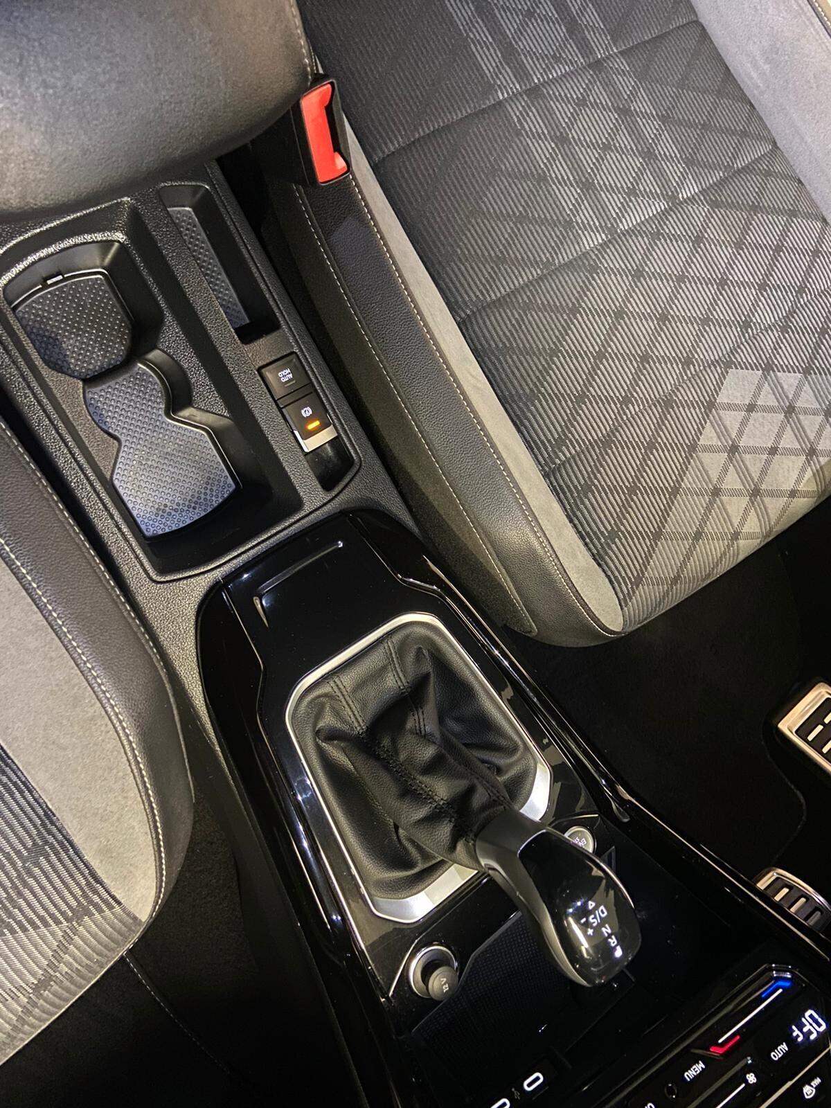 Volkswagen T-Roc 1.5 TSI ACT 150CV DSG R-Line