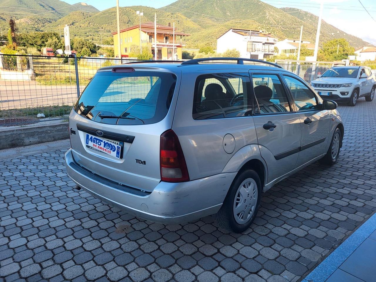 FORD FOCUS 1.8 TD 90 CV SW FAMILIARE
