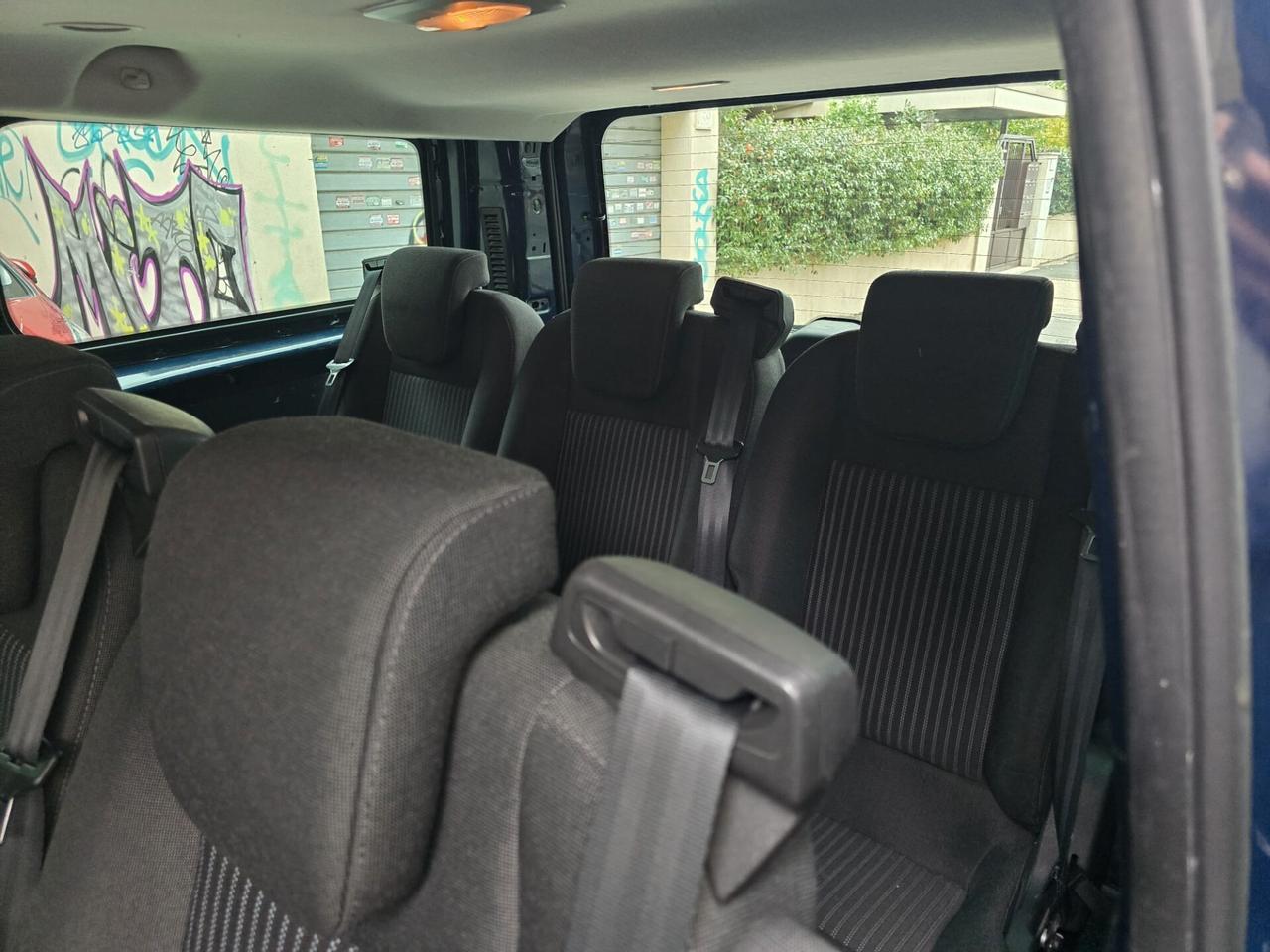 Ford Transit Custom 2.2 TDCi 155CV 9 POSTI GANCIO TRAINO