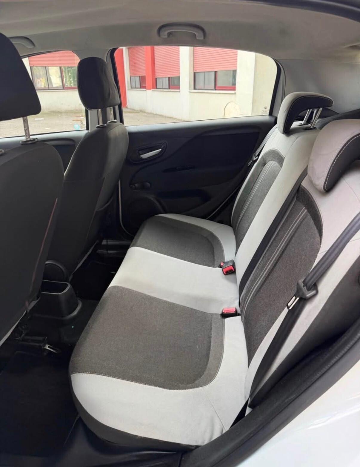 Fiat Punto 1.4 8V 5 porte Natural Power Lounge