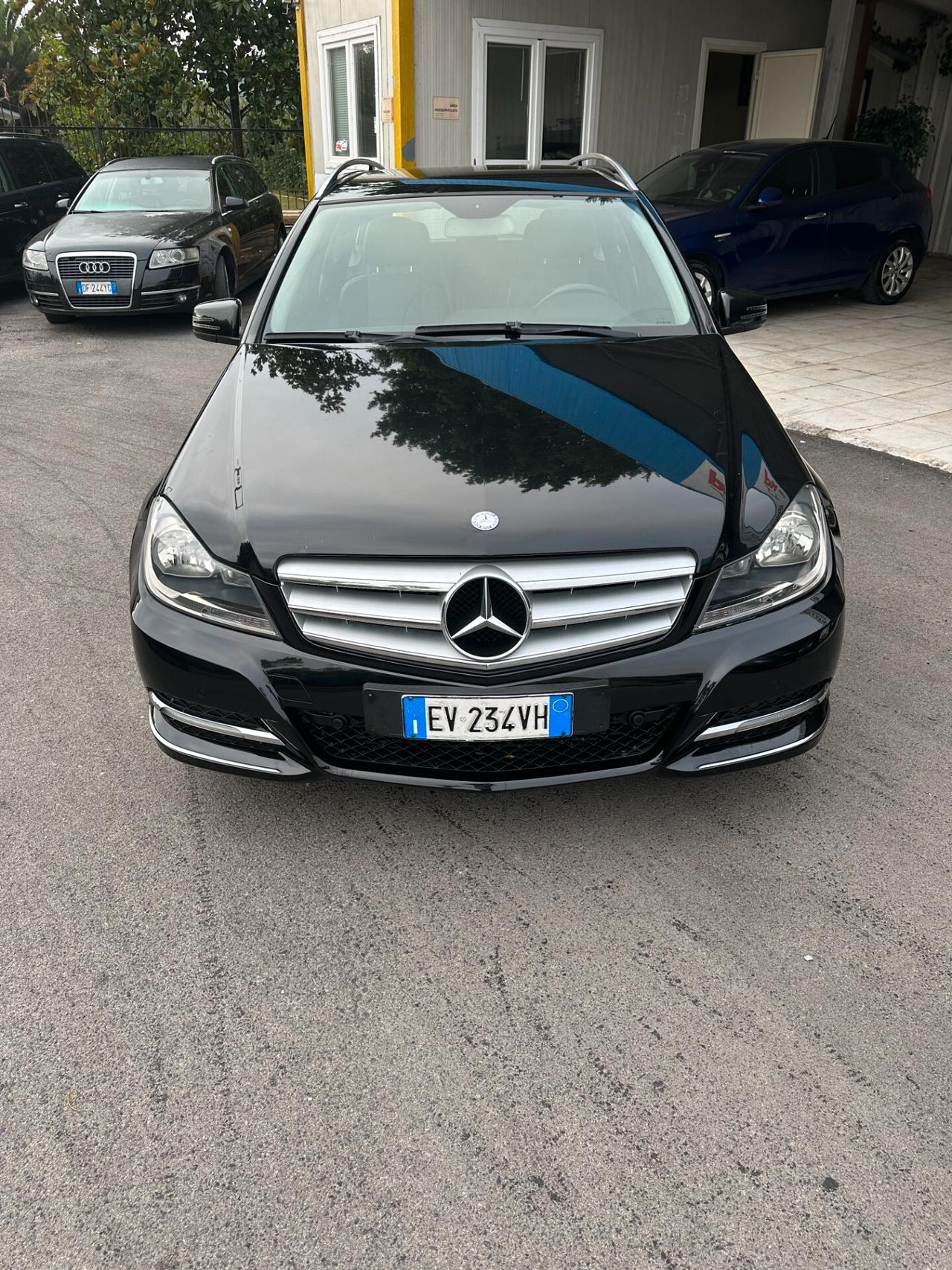Mercedes-benz C 220 CDI S.W. Avantgarde blue efficiency