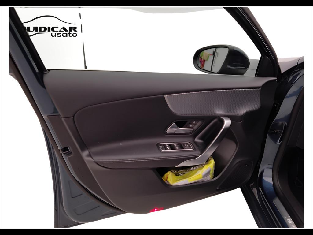 Mercedes-Benz Classe A - W177 2018 - A 200 d Sport 4matic auto