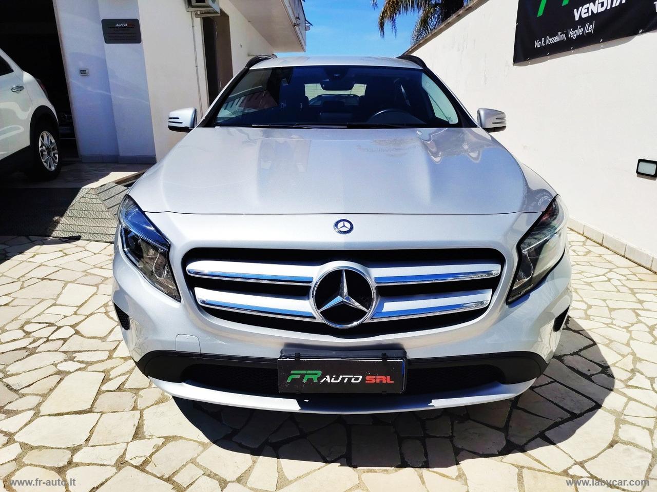 MERCEDES-BENZ GLA 180 d Premium