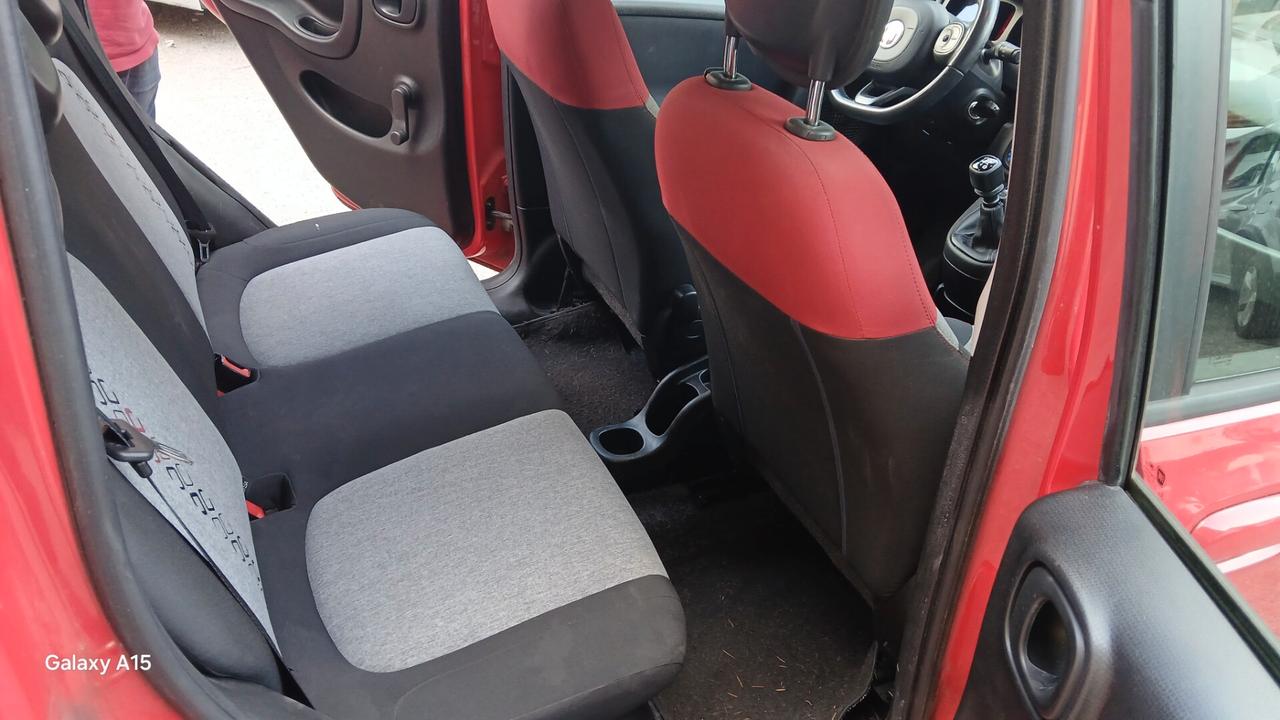 Fiat Panda 1.2 Lounge 5 POSTI