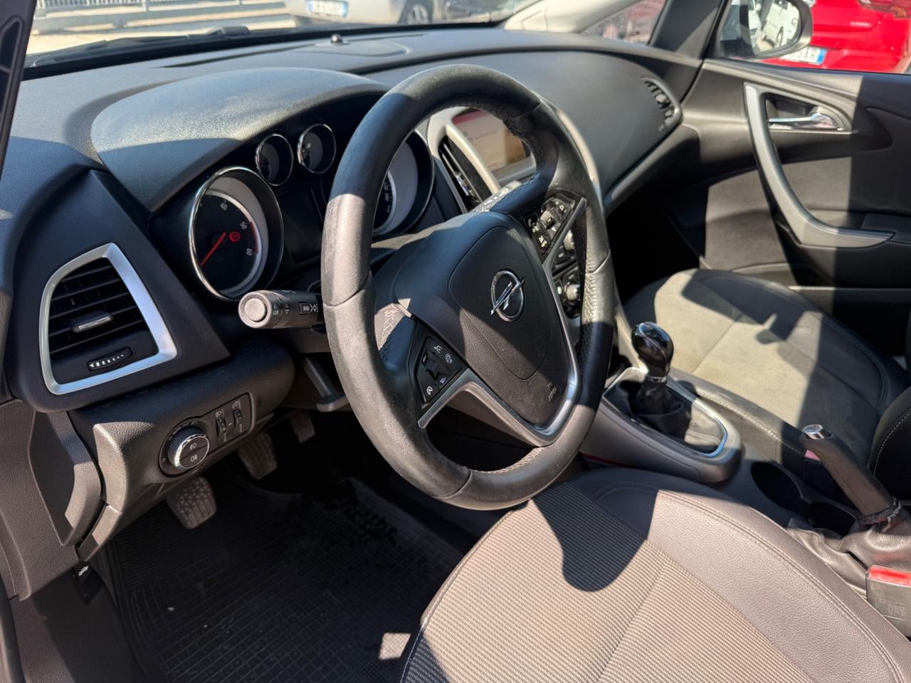 Opel Astra 1.7 CDTI 110CV Sports Tourer Cosmo