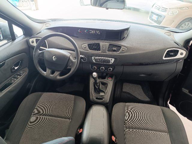 RENAULT Scenic Scénic XMod 1.5 dCi 110CV EDC
