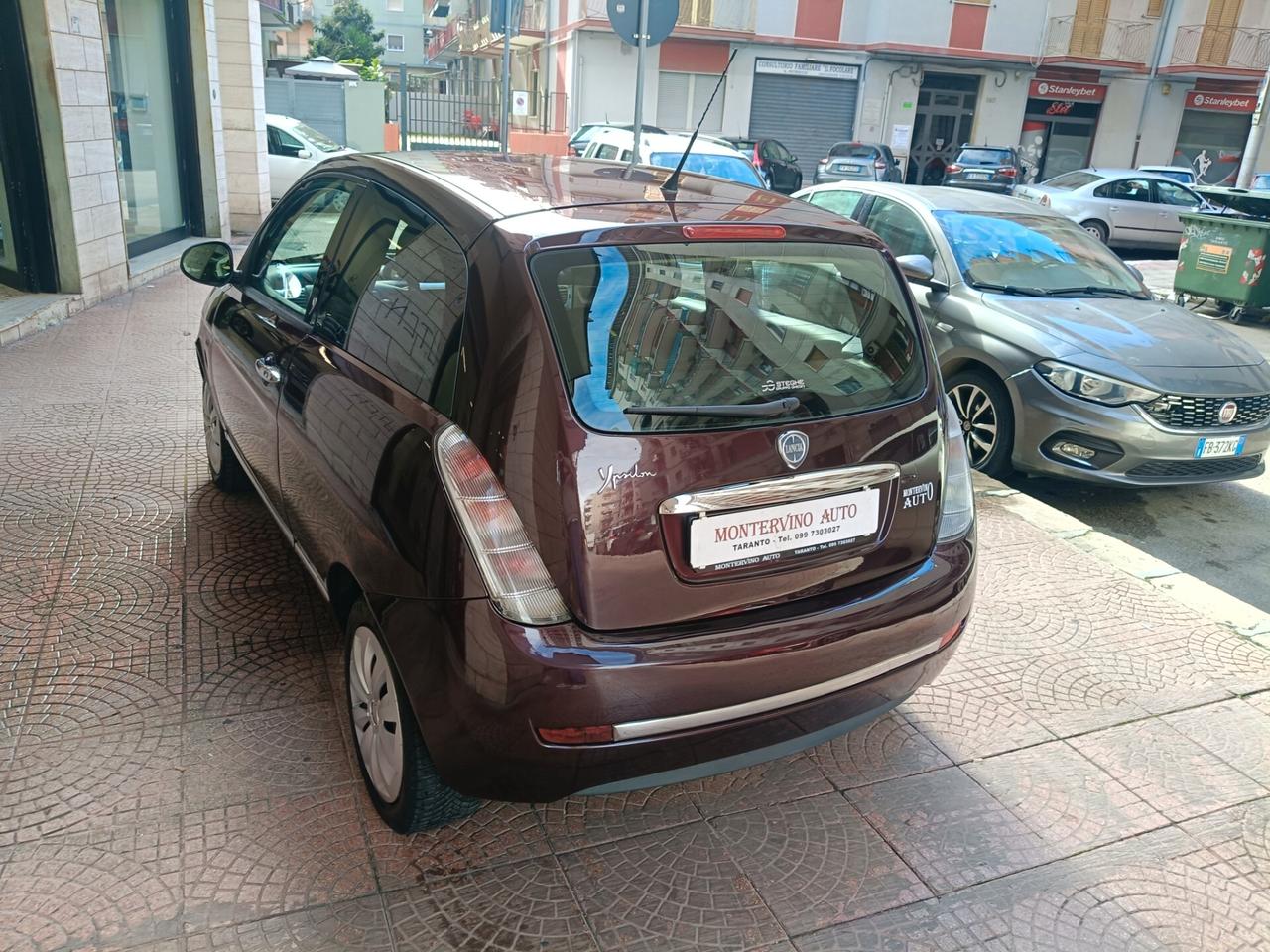 Lancia Ypsilon 1.2 69 CV Diva-NEOPATENTATI-Euro4490