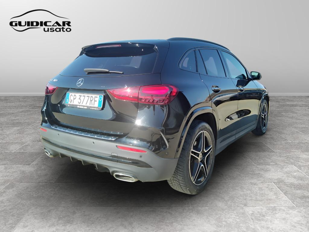 Mercedes-Benz GLA-H247 2023 - GLA 180 d AMG Line Advanced Plus auto