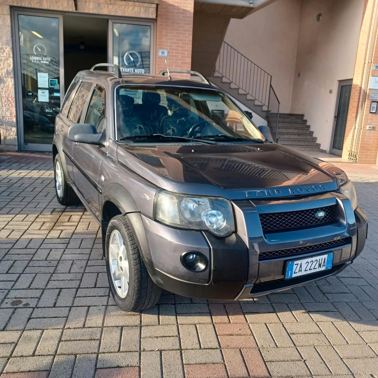 4X4 INDISTRUTTIBILE FREELANDER 2.0 TDI