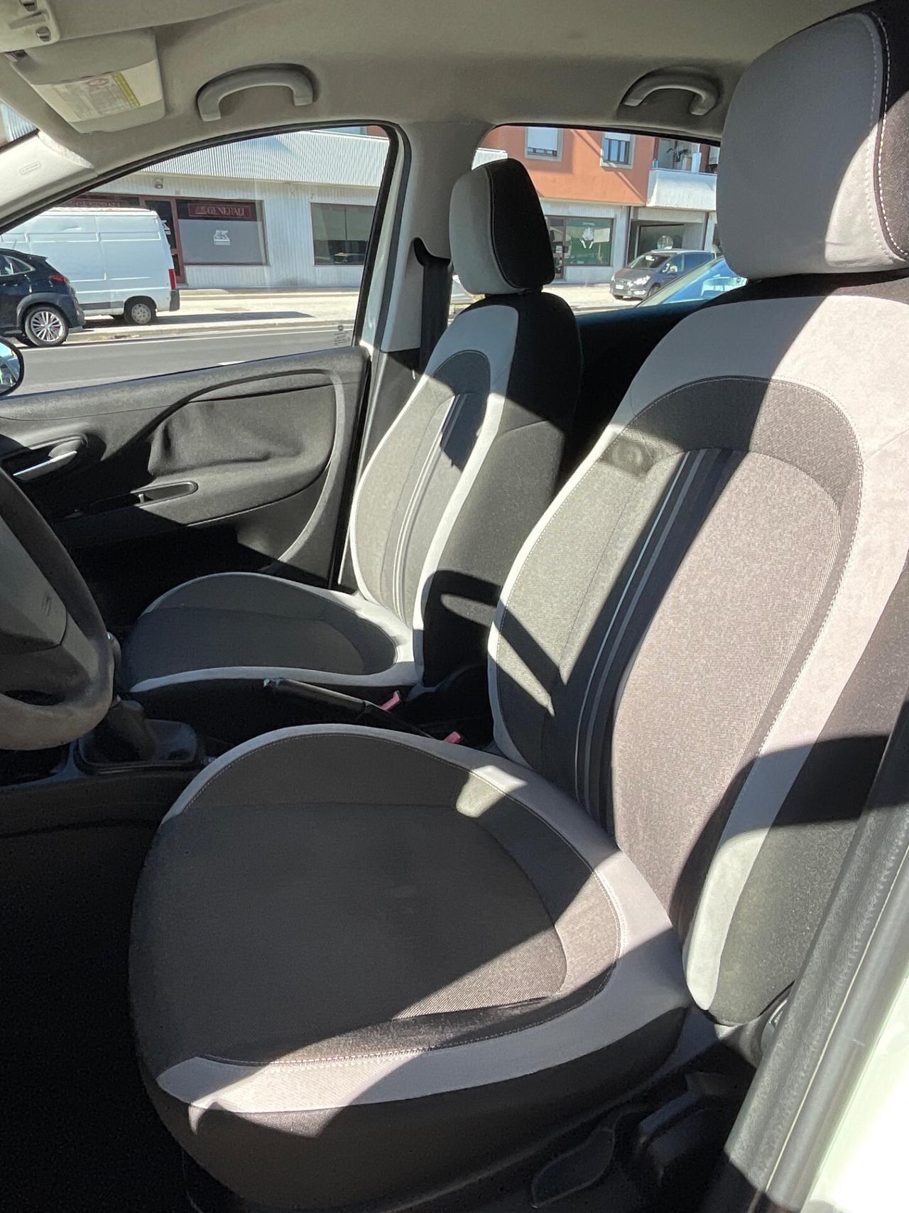 Fiat Punto 1.3 MJT II 75 CV 5 porte Lounge