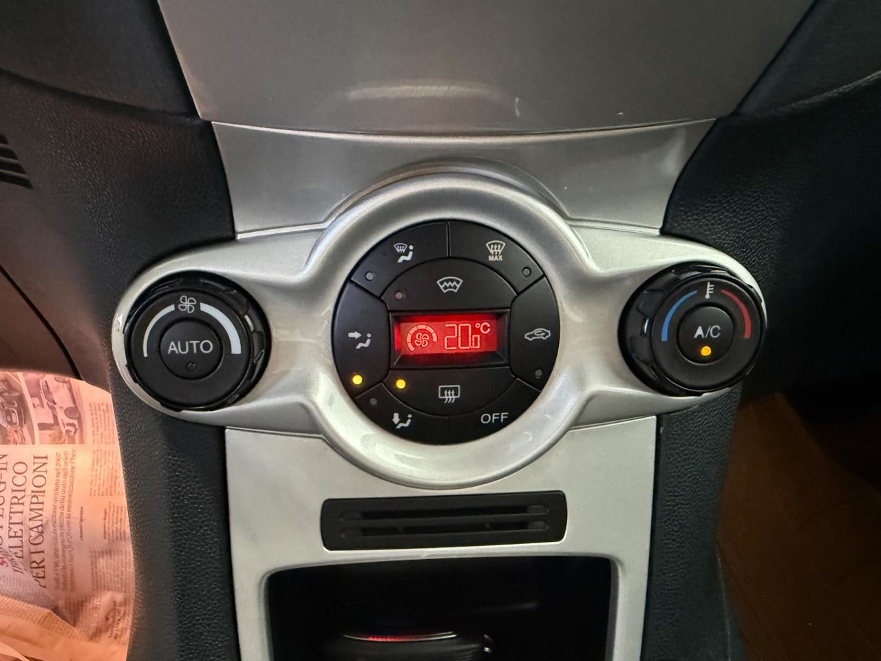 Ford Fiesta 1.4 TDCi 5p. Titanium